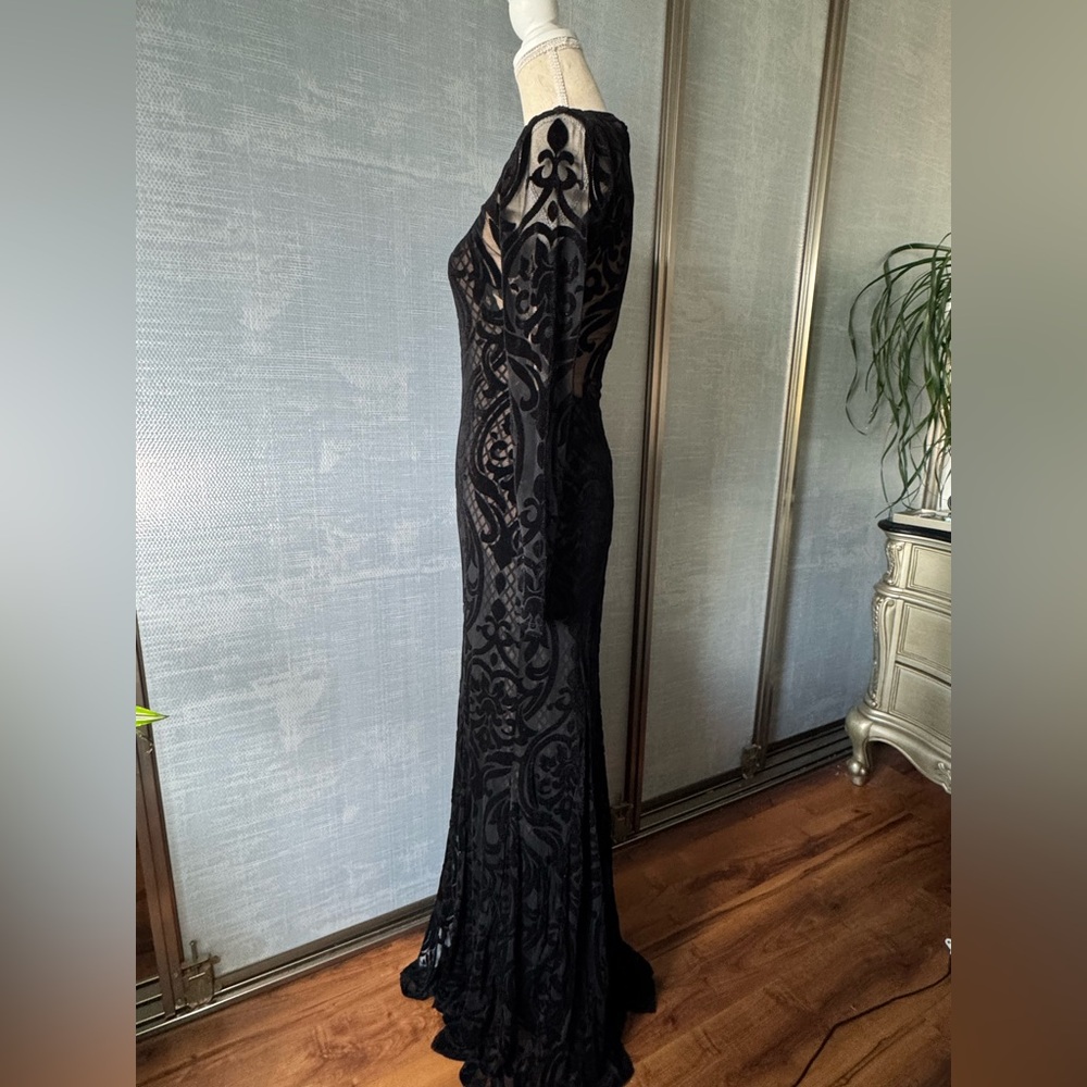 BCBGMaxAzria Black Long Selma Velvet burnout down Dress, BCBG, Long sleeves - Picture 4 of 11